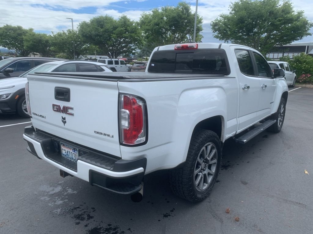 Used 2018 Summit White GMC Denali image 4