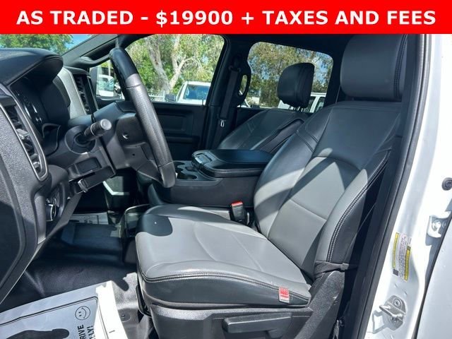 Used 2022 Bright White Clea Ram Tradesman image 12