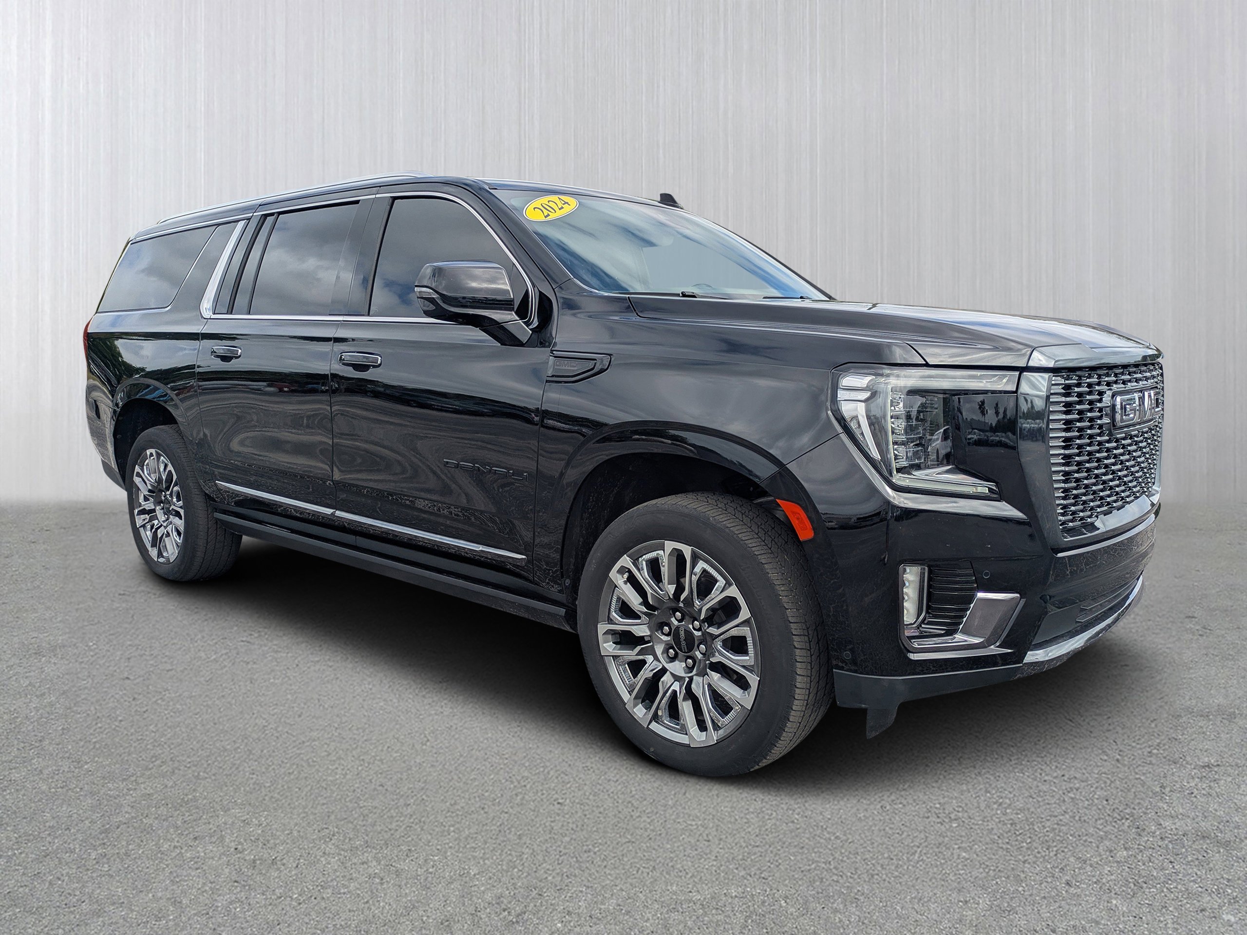 2024 GMC Yukon Denali Ultimate AWD's photo