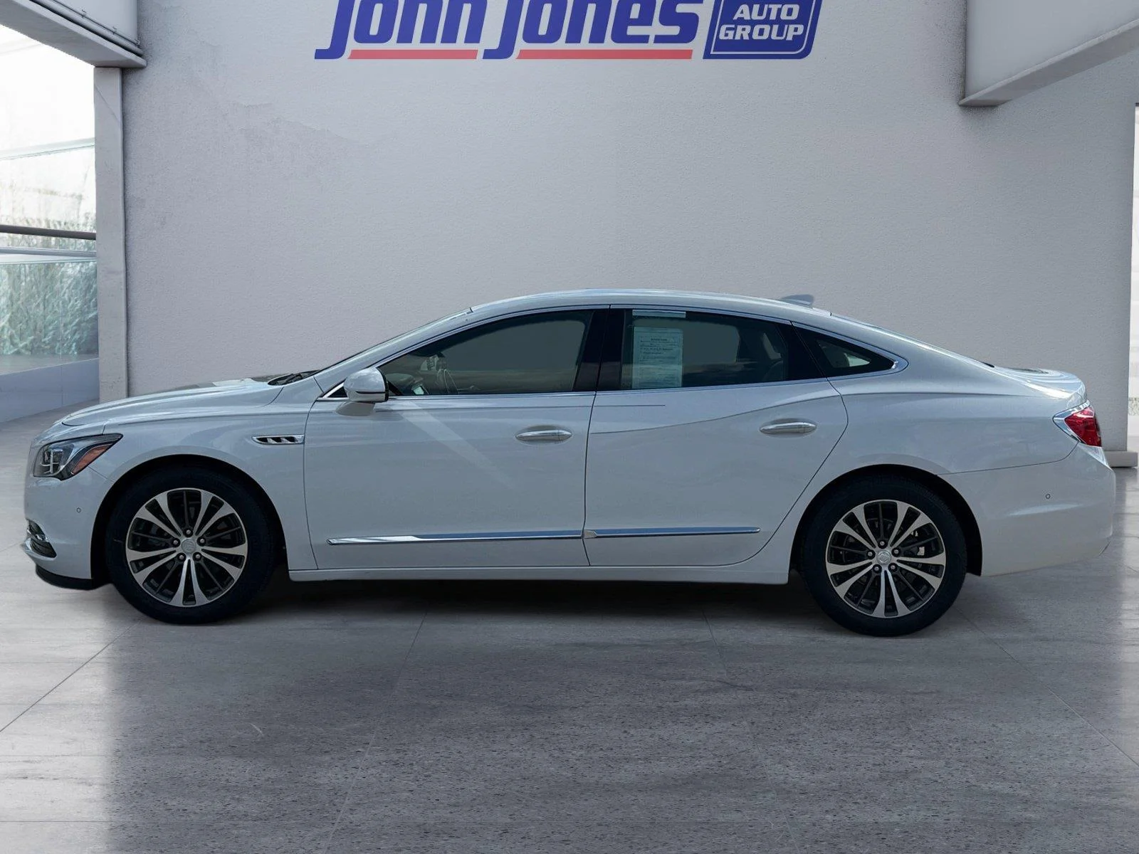 Used 2017 Buick LaCrosse Premium with VIN 1G4ZR5SS7HU140507 for sale in Salem, IN