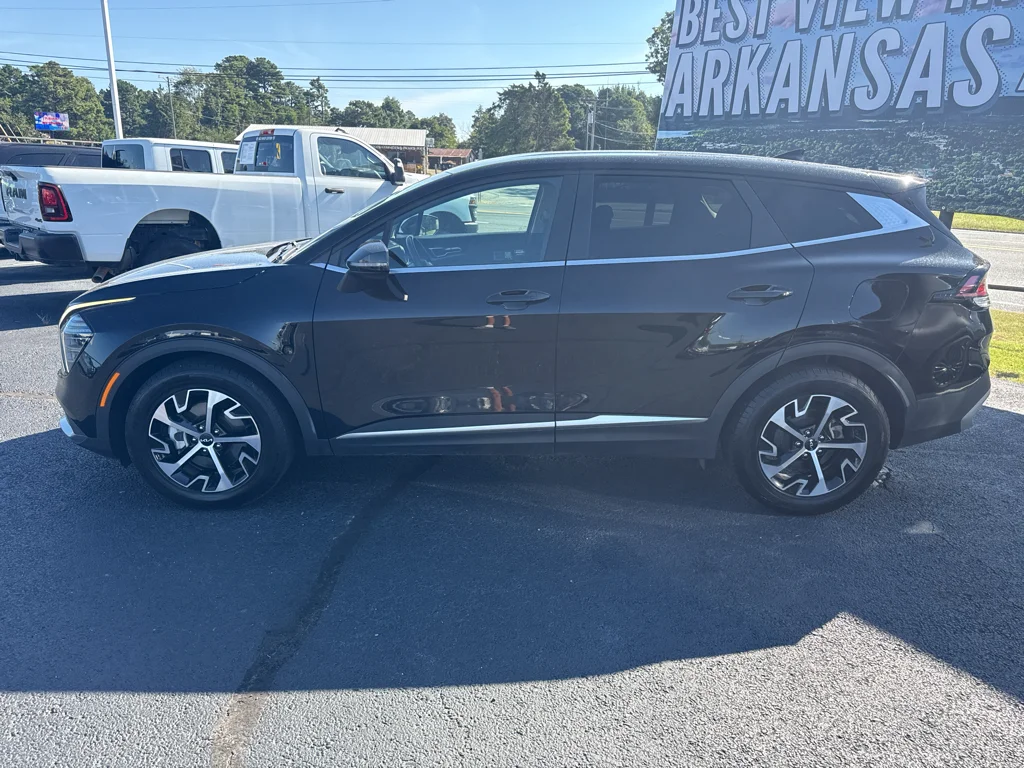 Used 2024 Ebony Black Kia EX image 8