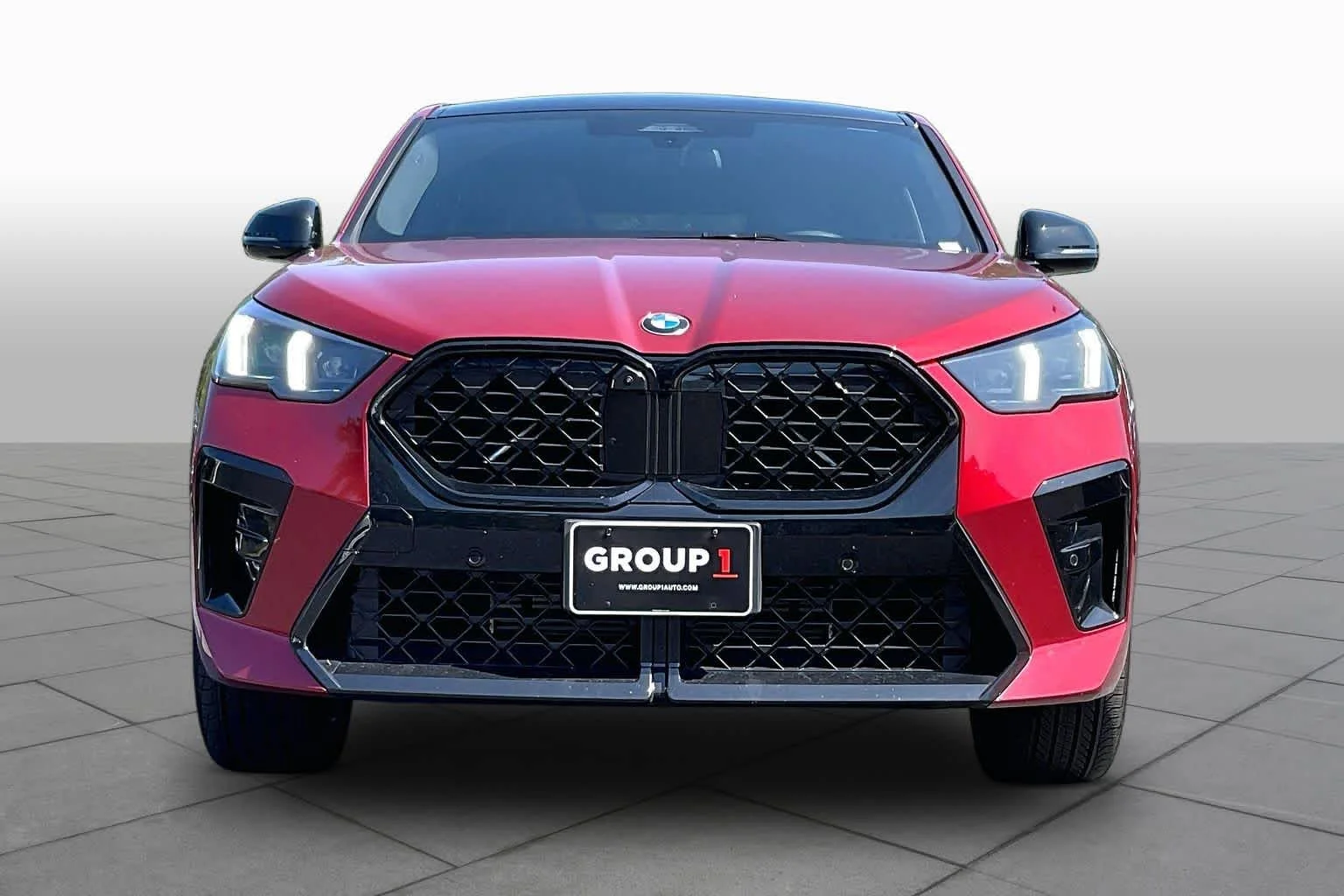 Used 2026 Vegas Red Metallic BMW xDrive28i image 3