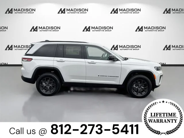 New 2027 Ghost Jeep Altitude image 4