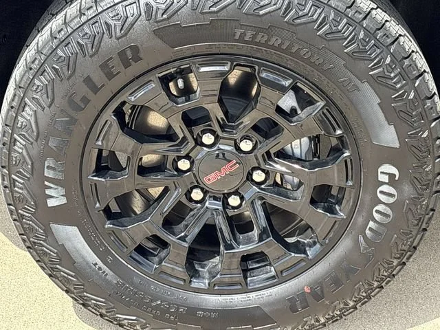 2026 GMC Canyon Elevation - Photo 10