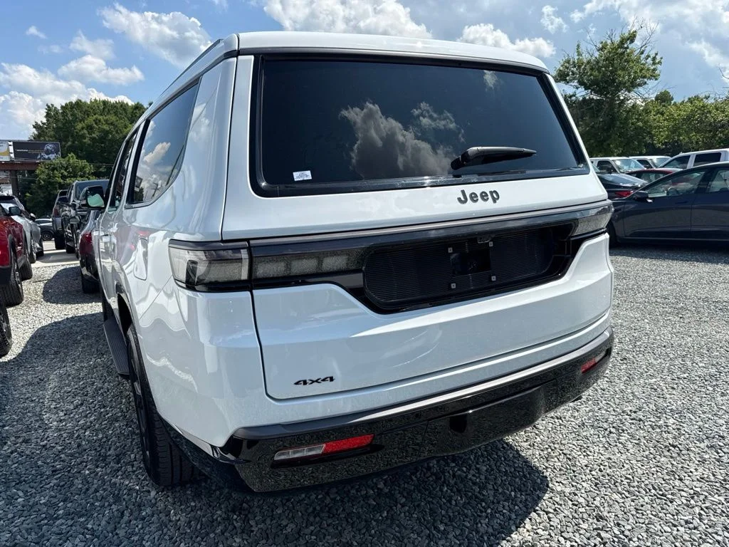 Used 2026 White Jeep Limited Altitude image 5