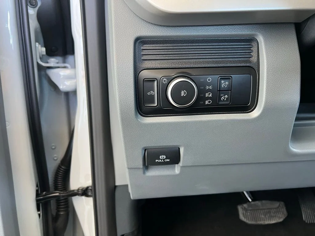 New 2026 Avalanche Ford F-250® XL image 10