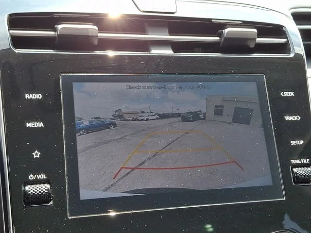 Used 2023 White Hyundai SEL image 24
