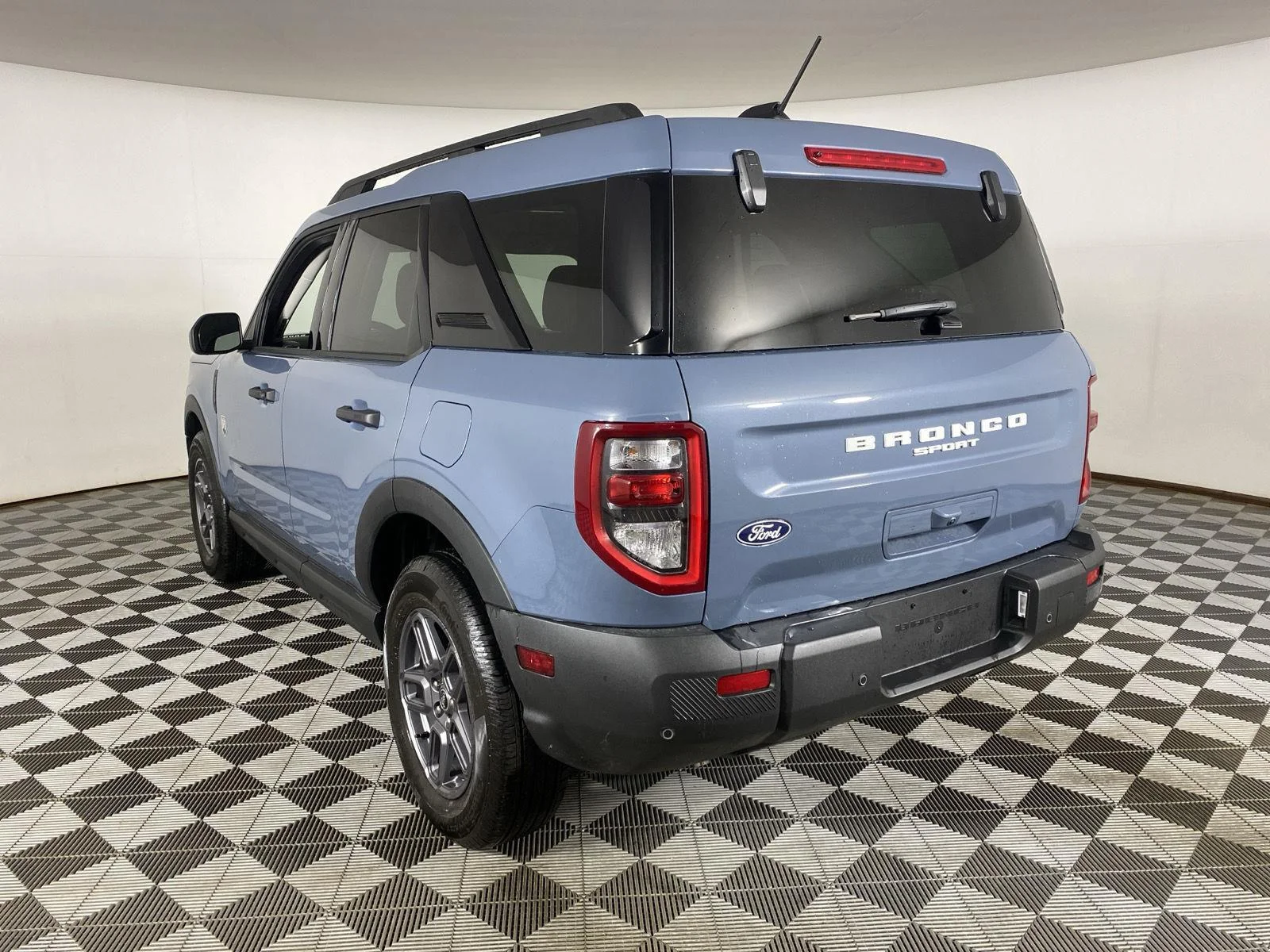 Used 2026 Azure Gray Metallic Tri-Coat Ford Big Bend image 5