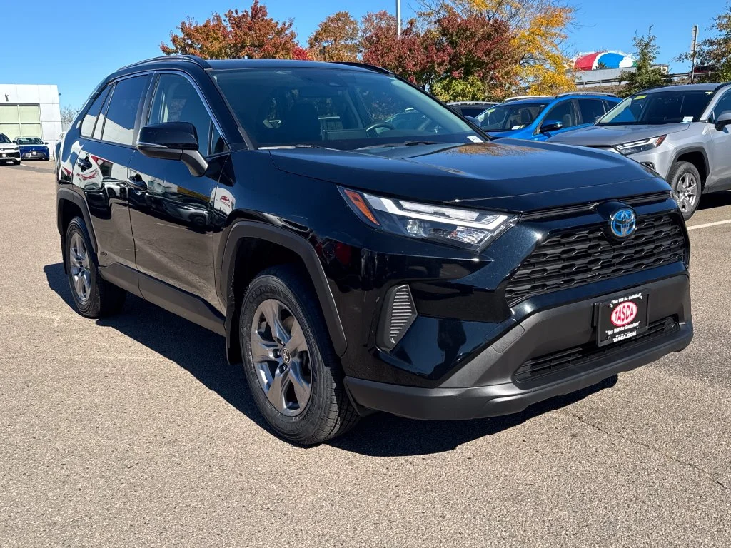 Used 2023 Black Toyota XLE image 11