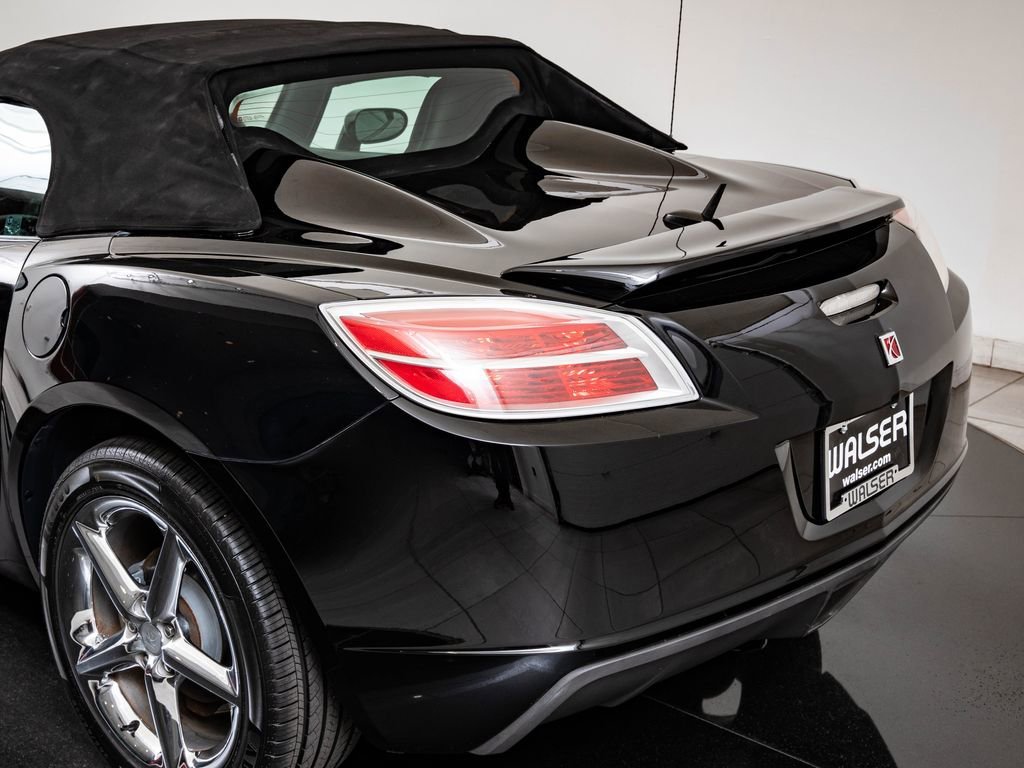 Used 2007 Black Onyx Saturn  image 18
