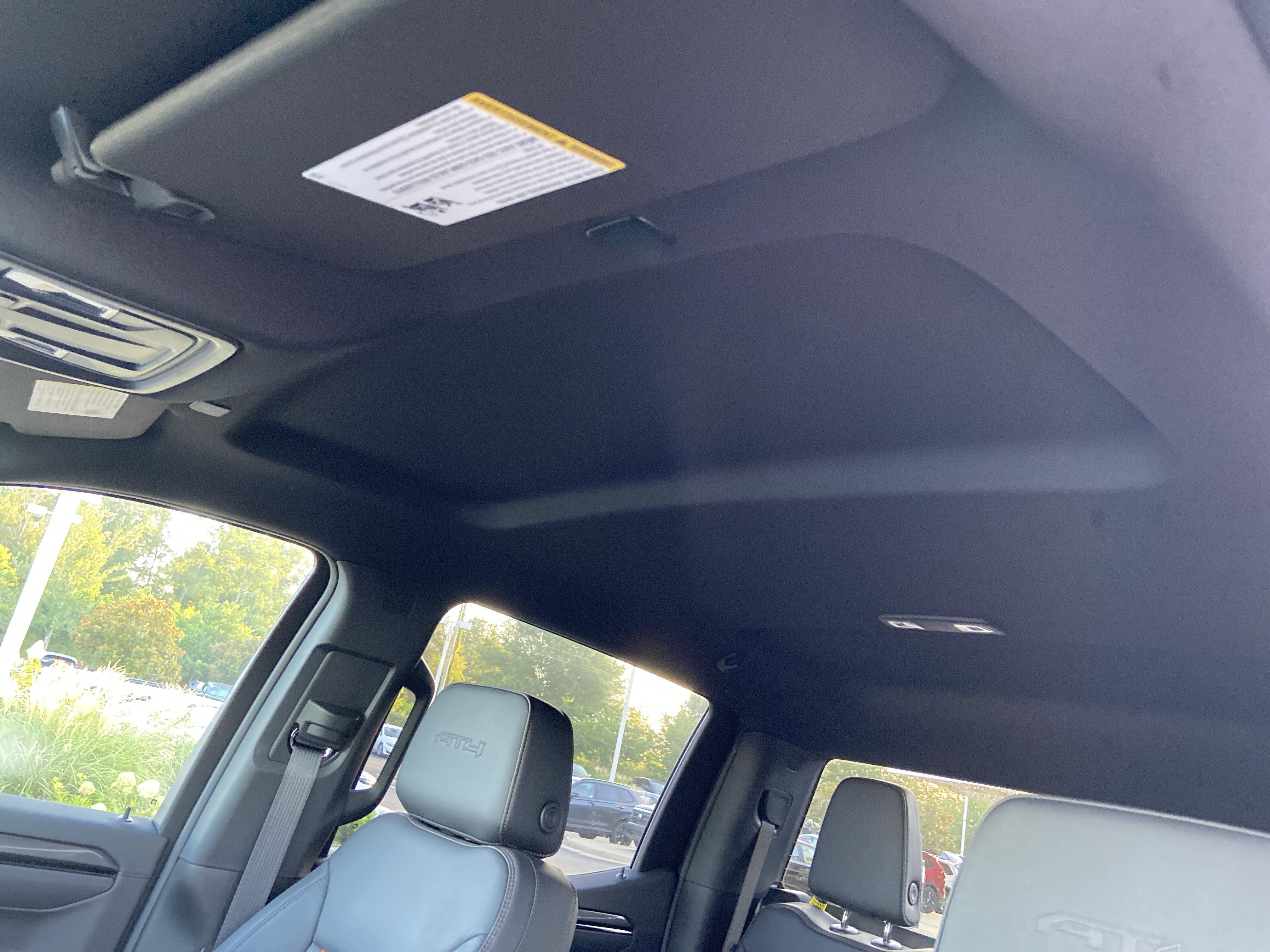 Used 2025 Summit White GMC AT4 image 29