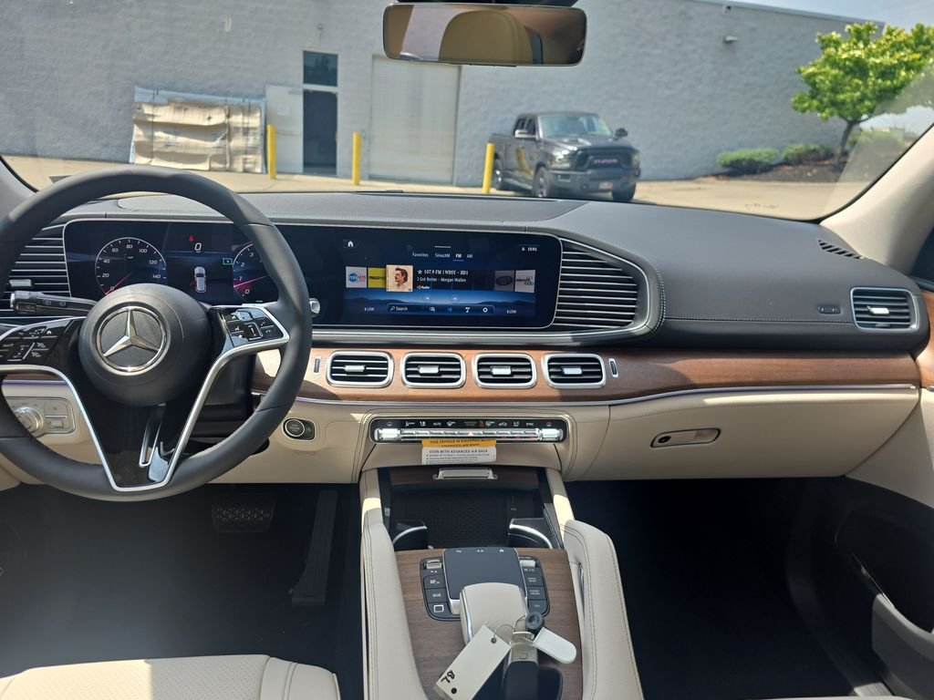 New 2026 Polar White Mercedes-Benz GLE 350 image 12