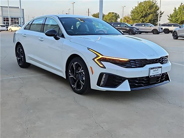 New 2026 Snow White KIA GT-Line All-Wheel Drive image 4