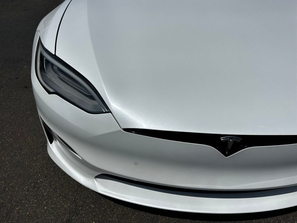 Used 2021 Pearl White Multi-Coat Tesla Plaid image 4