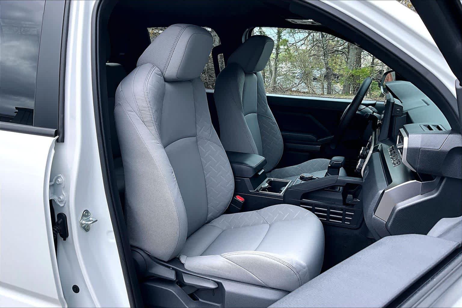 Certified Used 2025 Ice Cap Toyota SR5 image 9