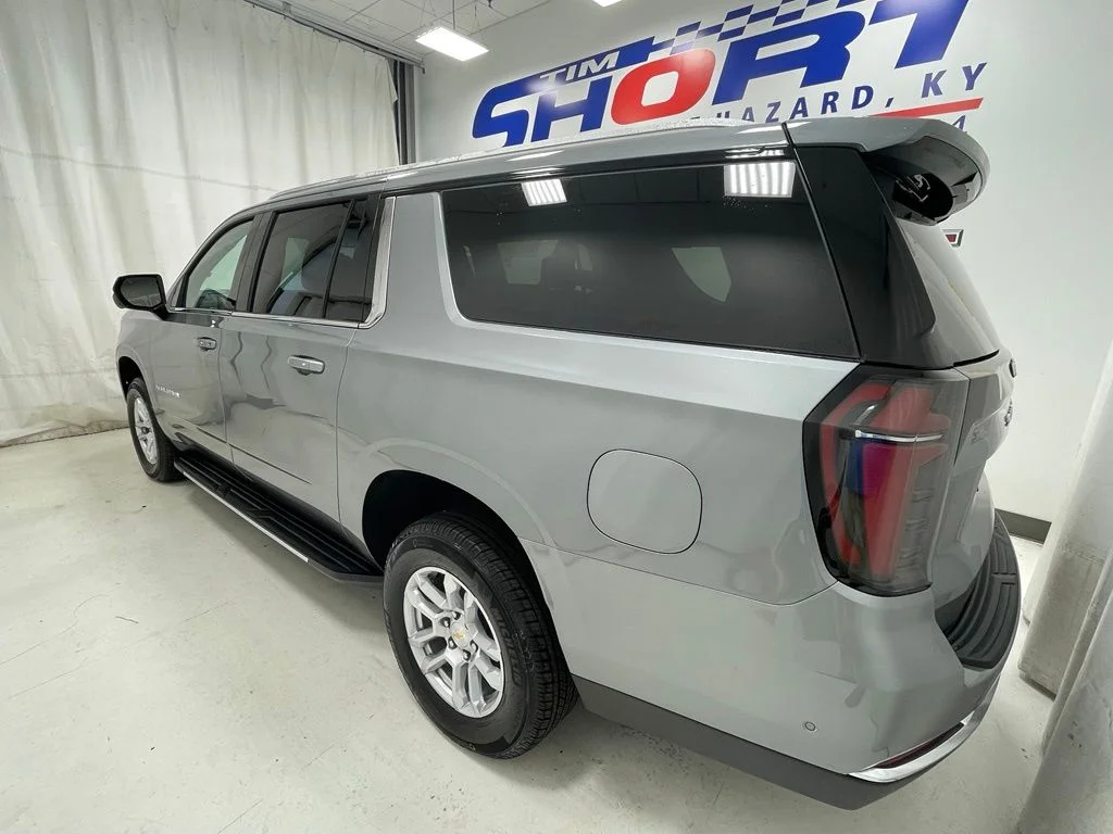 New 2026 Gray Chevrolet LT image 9