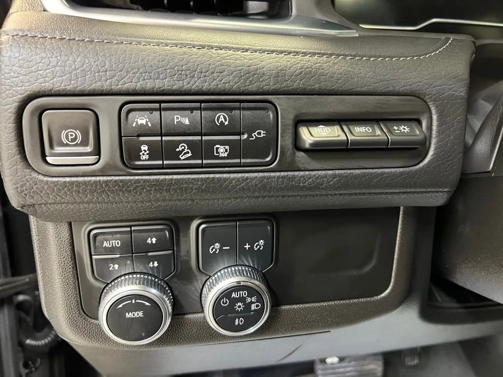 Used 2022 Onyx Black GMC Denali image 18