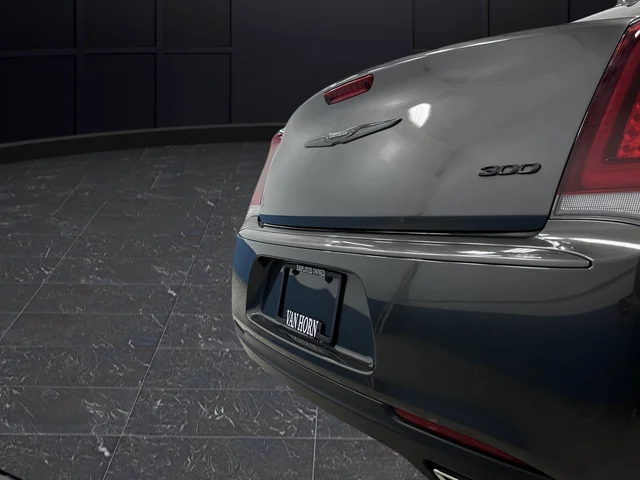 2023 Chrysler 300 Touring - Photo 28