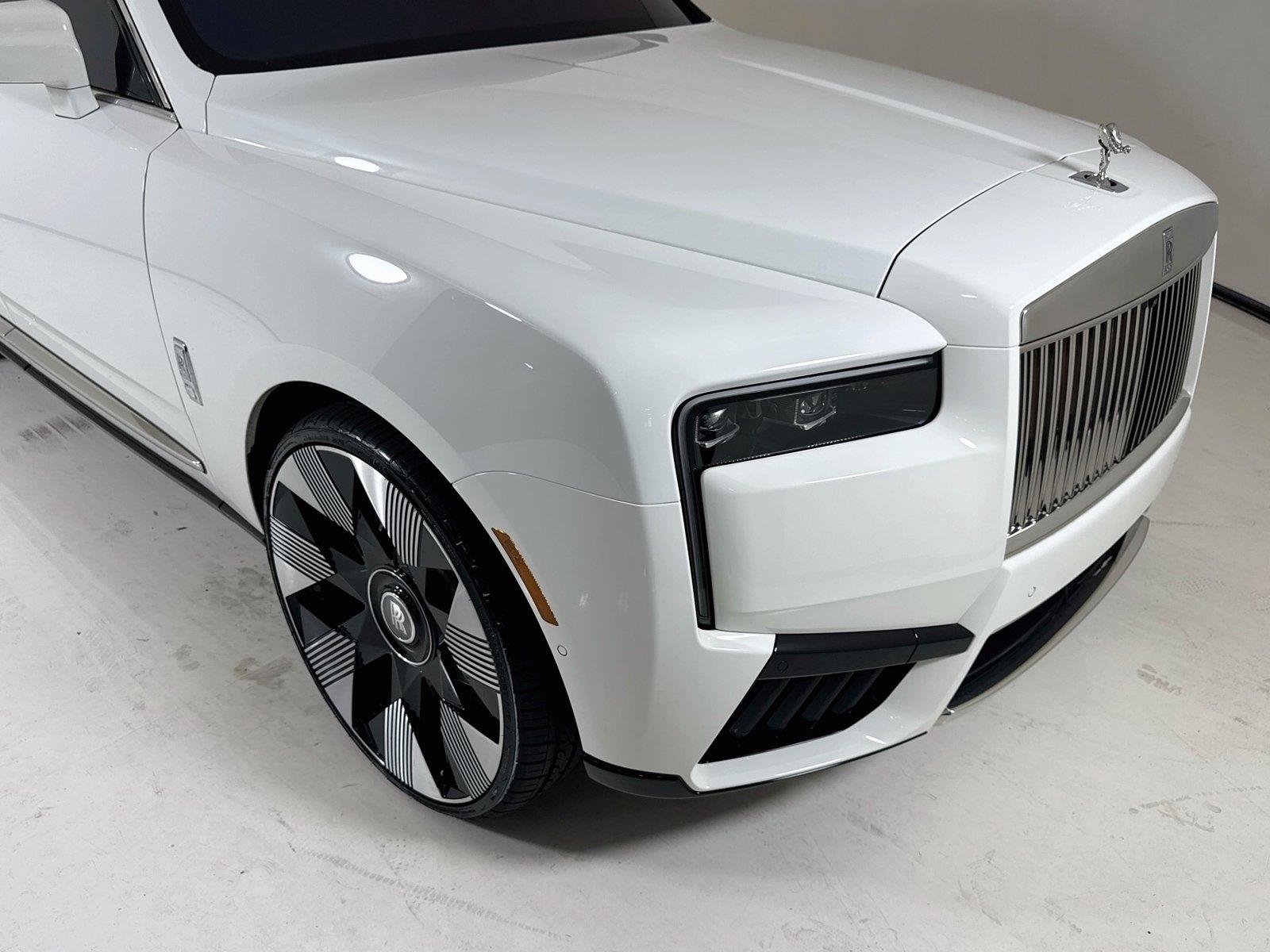 Used 2025 English White Rolls-Royce 26