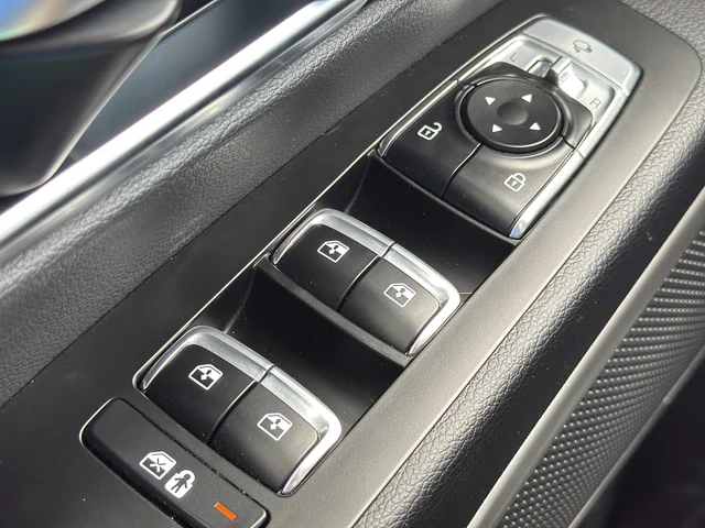 Used 2023 Black Kia EX image 32