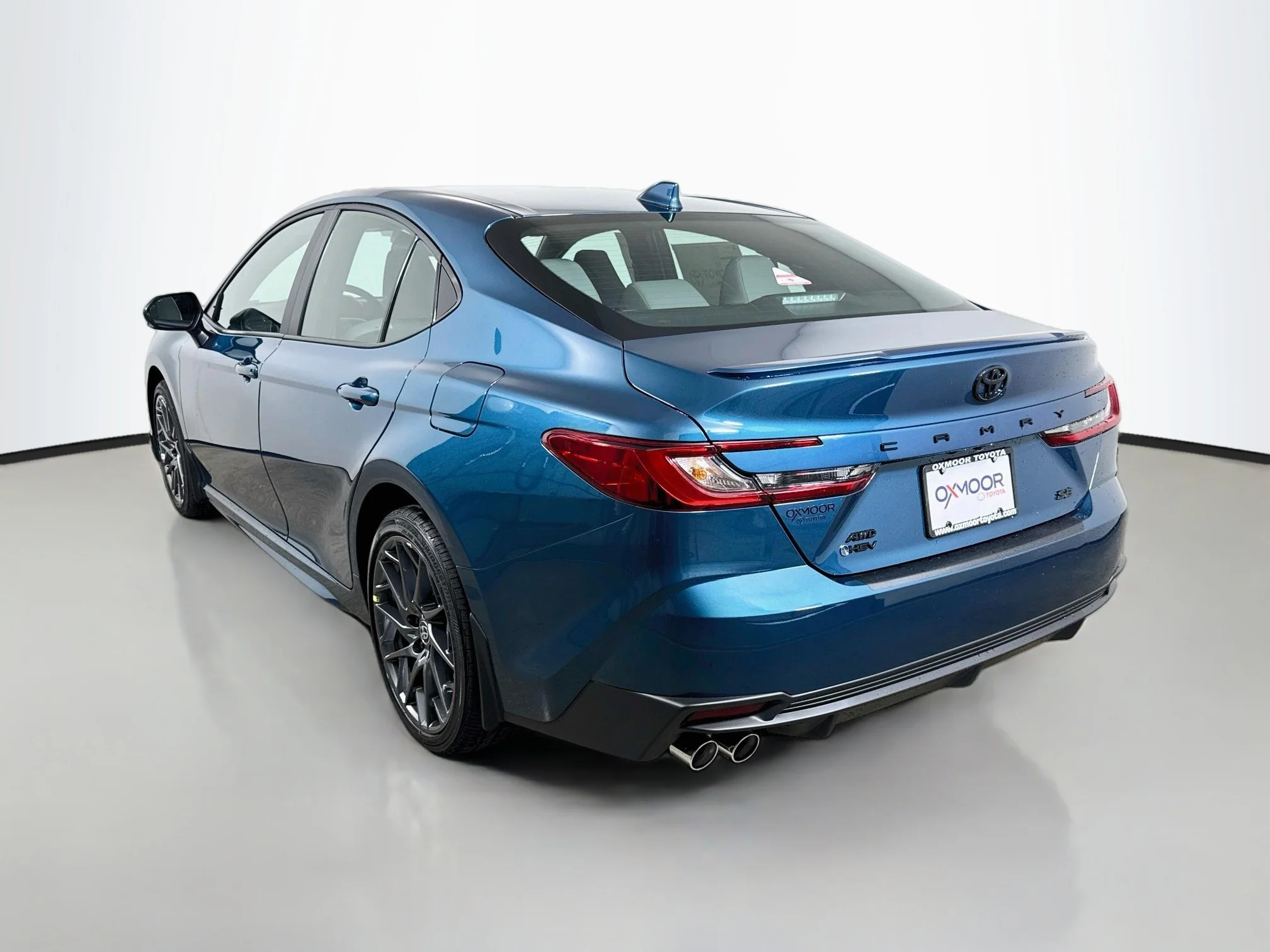 New 2026 Ocean Gem Toyota SE image 5