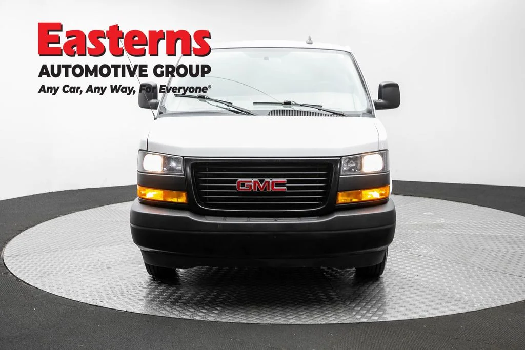 Used 2022 White GMC Work Van image 2