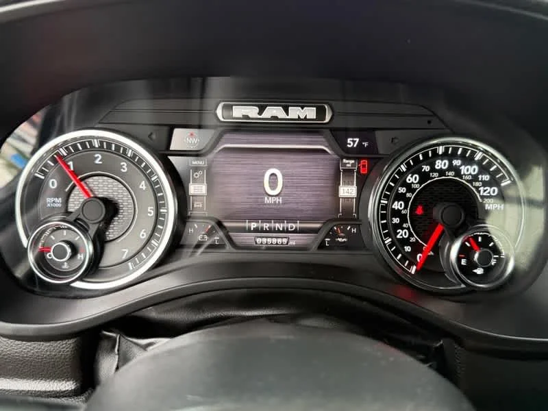 Used 2023 Granite Crystal Metallic Clearcoat Ram Laramie image 22