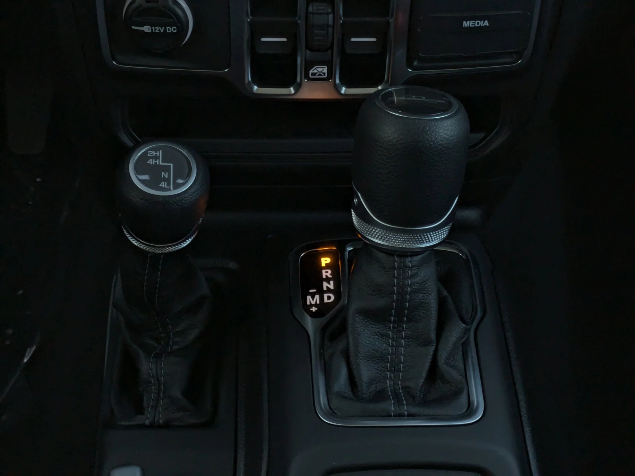 New 2026 Dark blue Jeep Sport S - - 4x4 - Safety Group - LED Lighting Group - Heated Seats & Steering & More! image 21