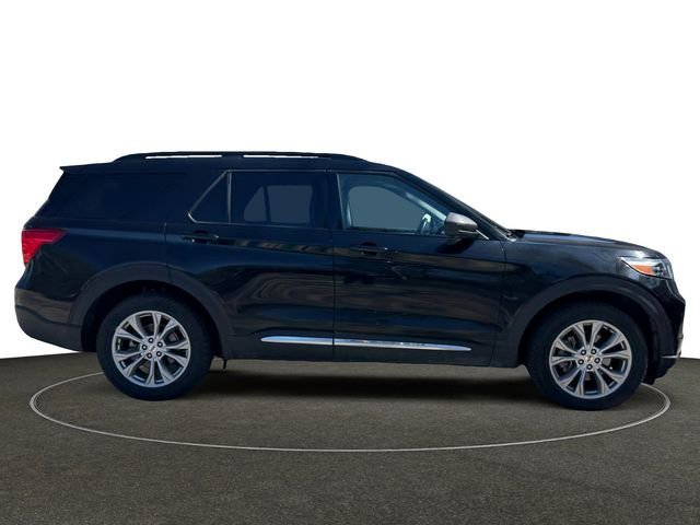 Used 2020 Black Metallic Ford XLT image 6