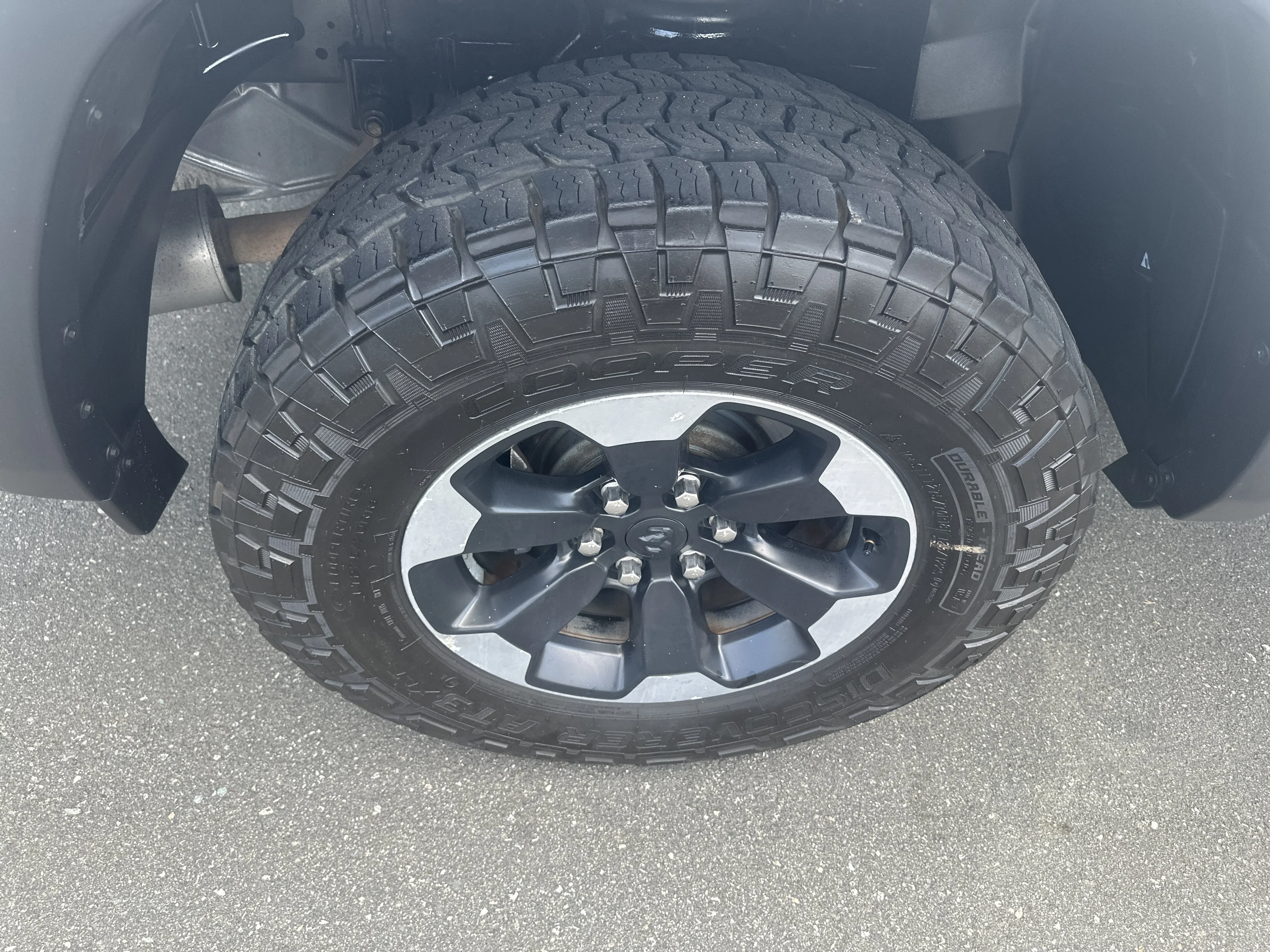 Used 2019 Bright White Clearcoat Ram Rebel image 33