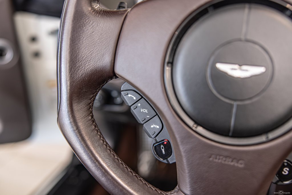 Used 2016 White Aston Martin Volante image 25