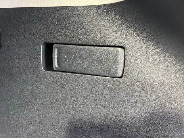 New 2026 White Kia LX image 39