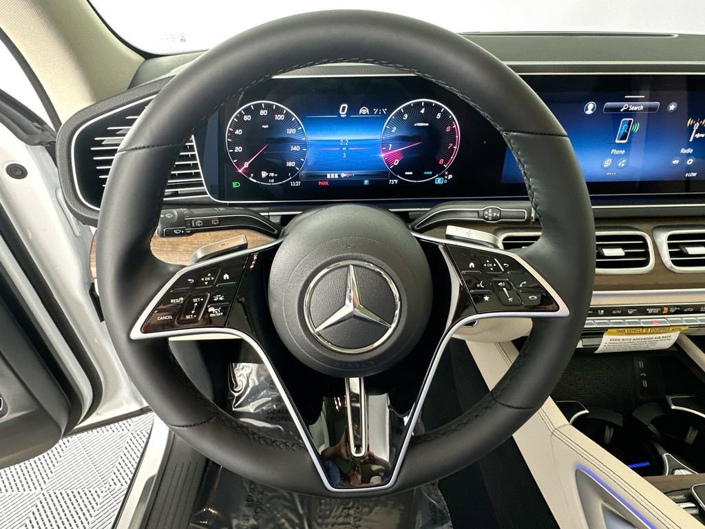 New 2026 MANUFAKTUR Moonlight White Metallic Mercedes-Benz GLE 450 image 45