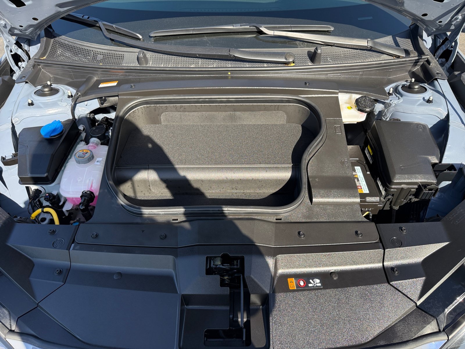 Certified Used 2025 Blue Hyundai SE image 20