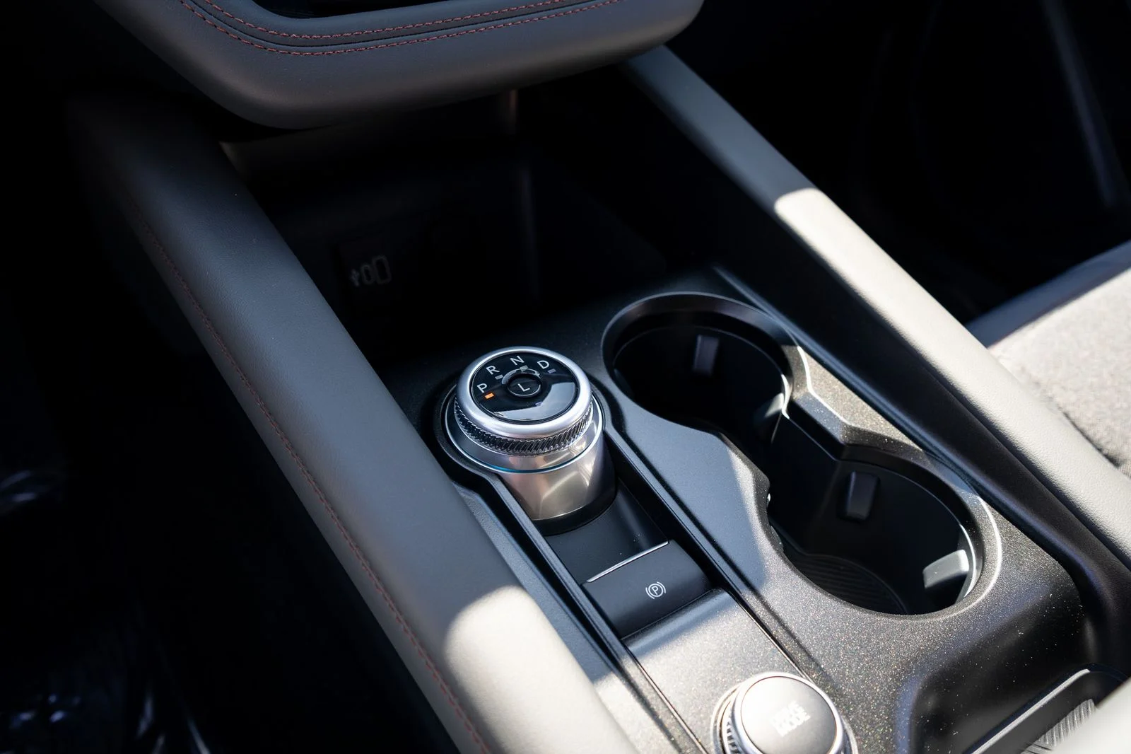 New 2026 Carbonized Gray Metallic Ford Active image 27