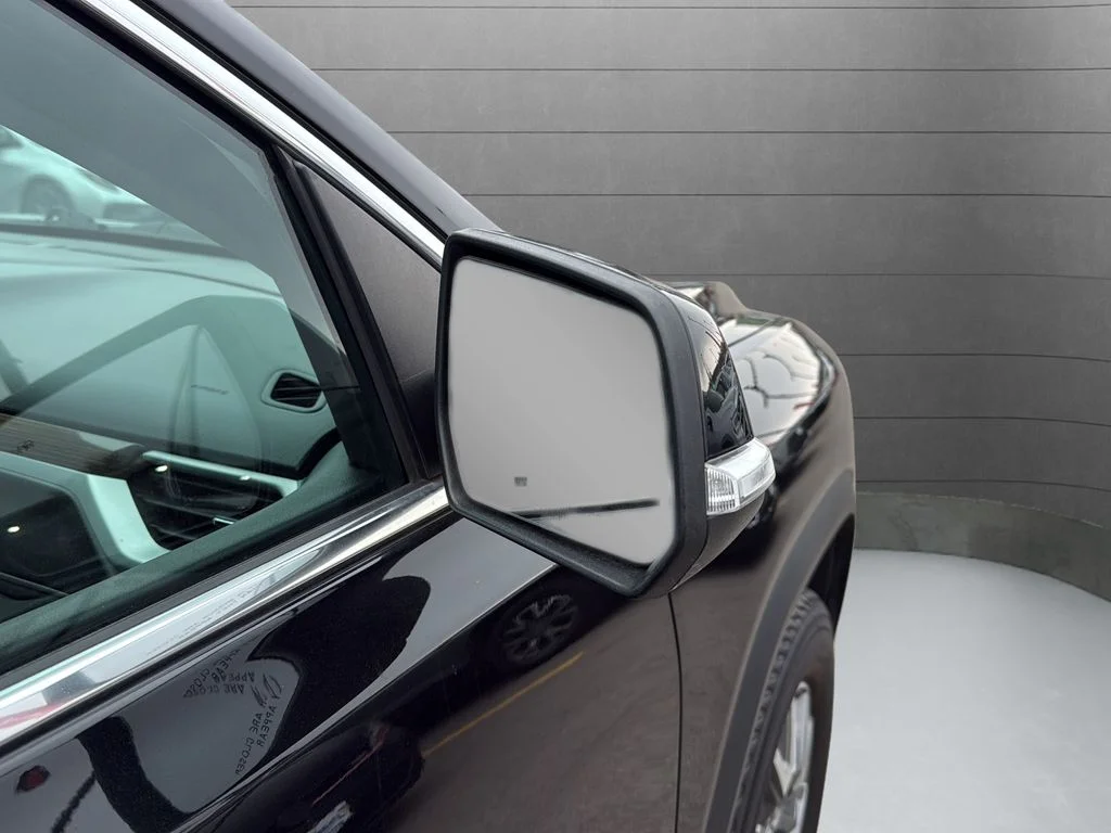 Used 2023 Black GMC SLE image 25