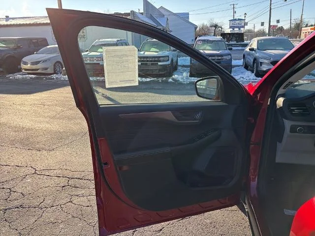 New 2026 Rapid Red Metallic Tinted Clearcoat Ford Active® image 29