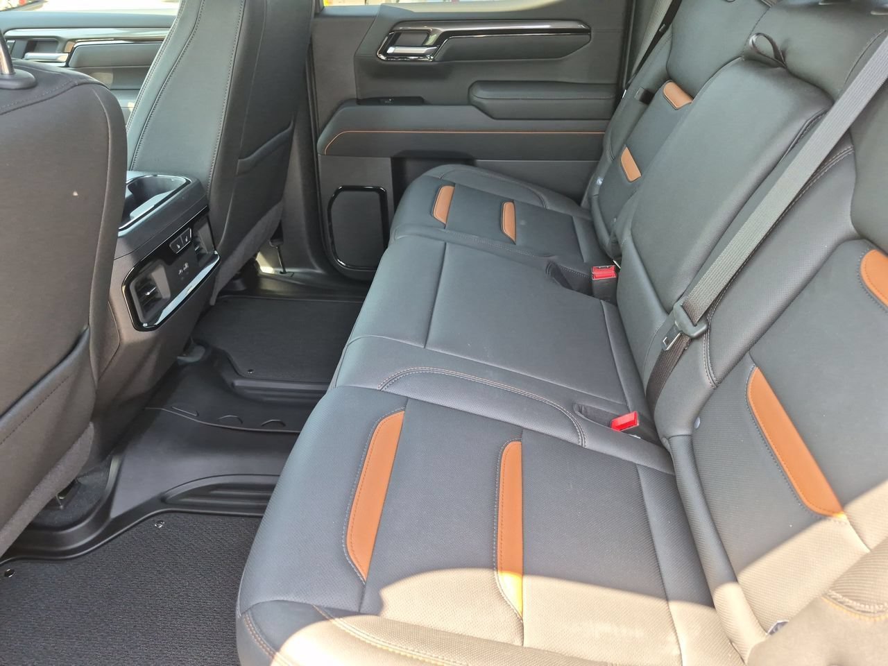 2026 GMC Sierra 1500 AT4 - Photo 24