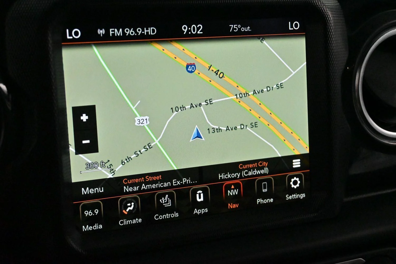Used 2023 White Jeep Sahara Altitude image 28
