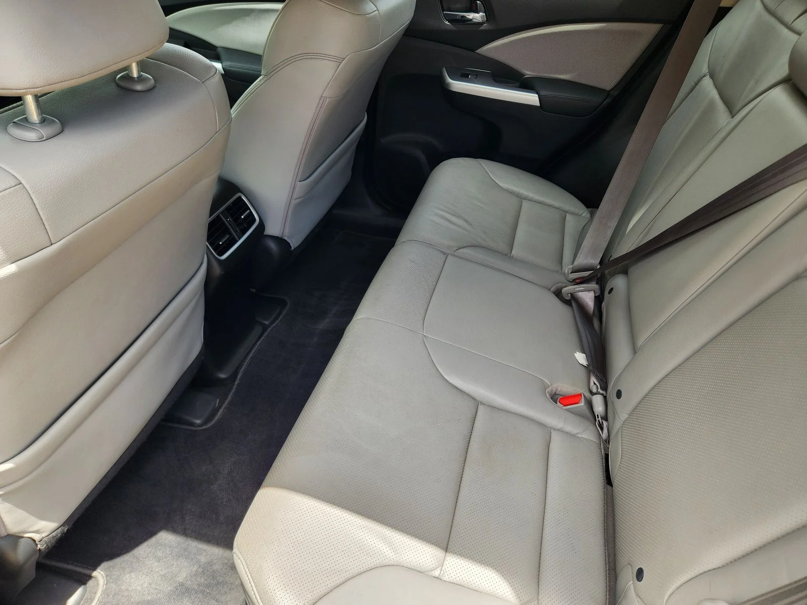 Used 2015 Red Honda EX-L image 30