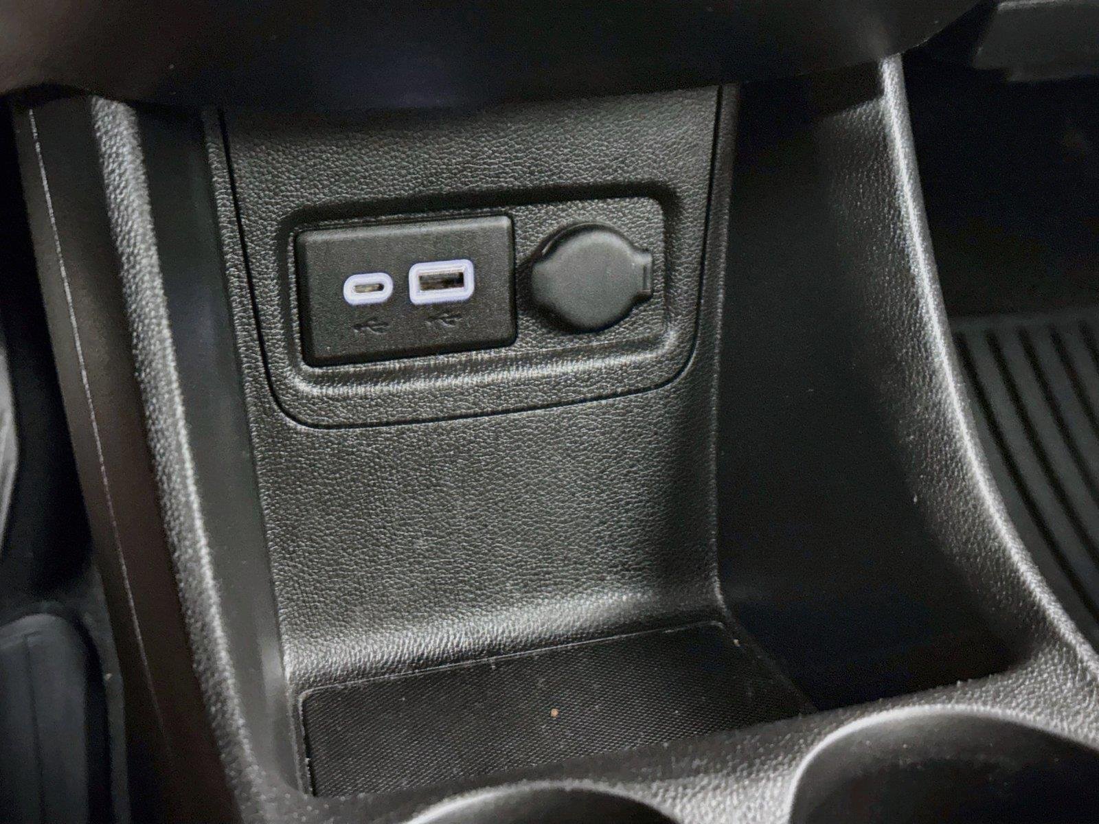 Used 2021 Silver Ice Chevrolet 1LT image 23