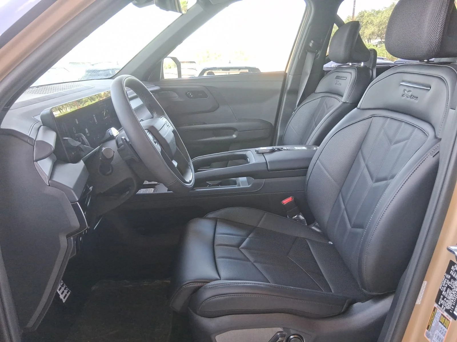 New 2027 Brown Kia X-Line SX image 25