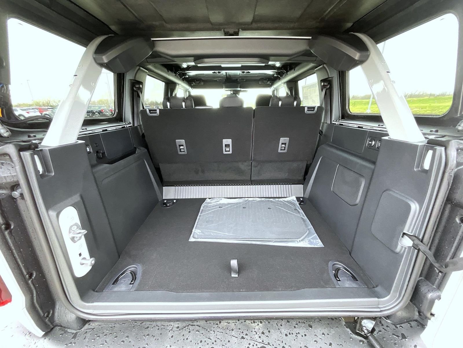 New 2026 Avalanche Gray Ford Big Bend image 14