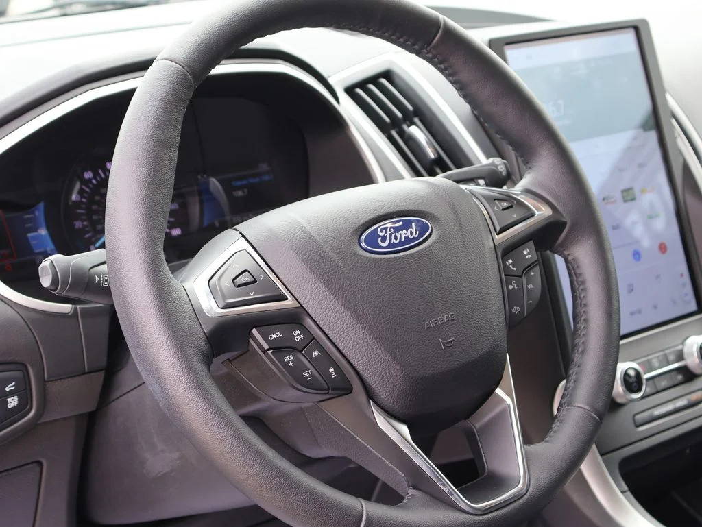Used 2021 Gray Metallic Ford SEL image 26