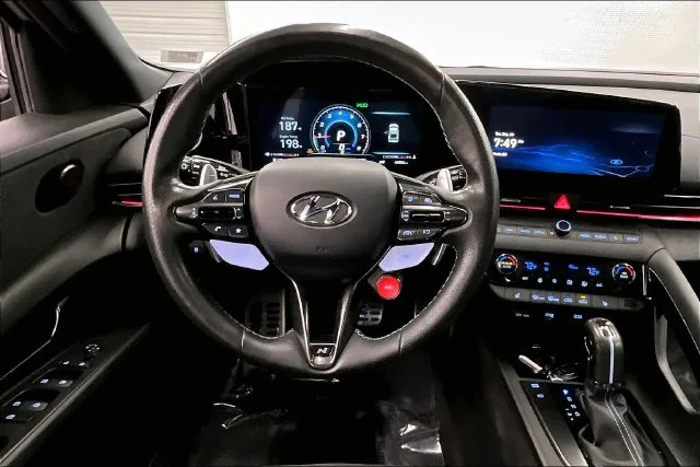2023 Hyundai Elantra N - Photo 6