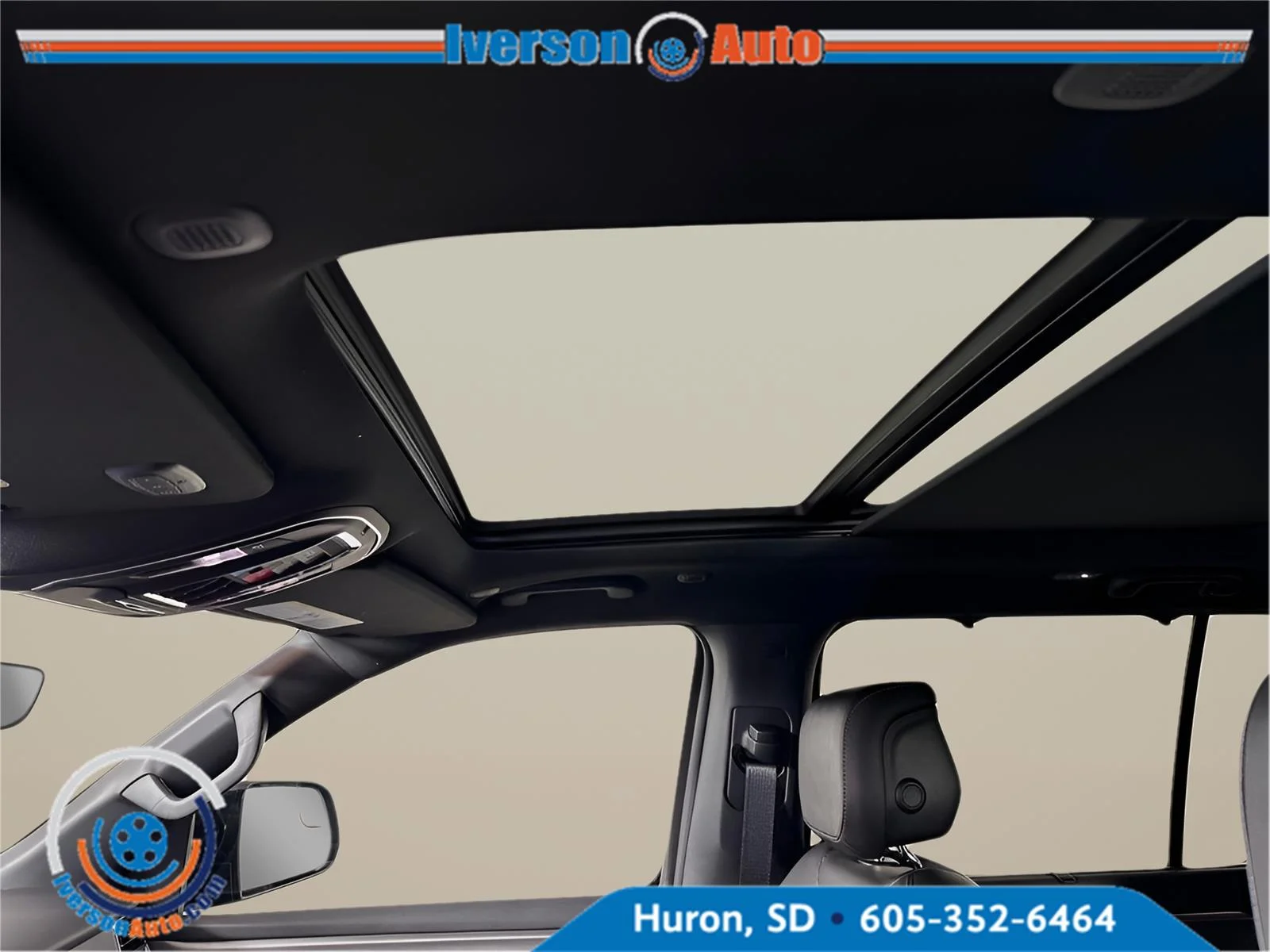 New 2026 Steel Blue Exterior Paint Jeep Limited Reserve image 16
