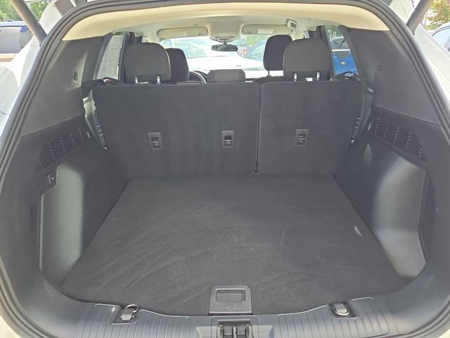 Certified Used 2023 Oxford White Ford Active image 28