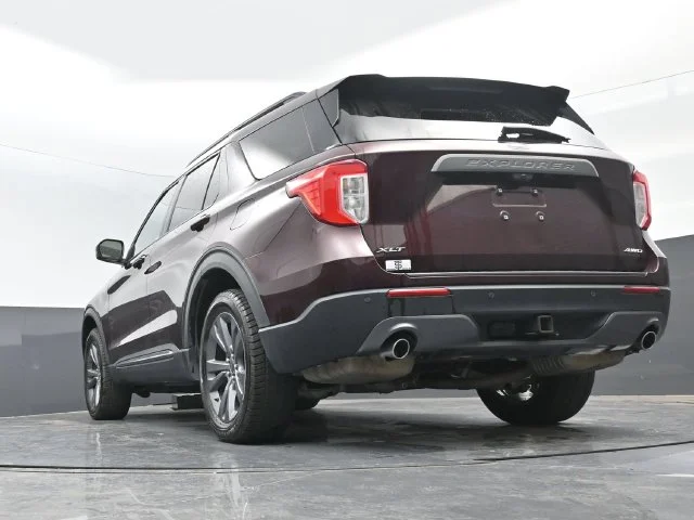 Certified Used 2022 Burgundy Velvet Tinted Clearcoat Ford XLT image 67