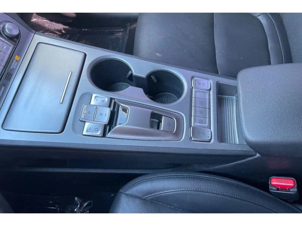 Used 2023 Galactic Gray Hyundai Limited image 33