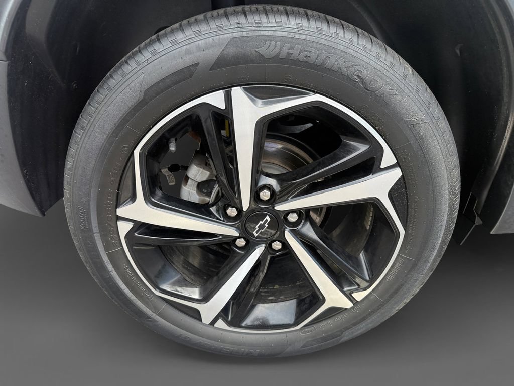 Used 2023 STERLING GRAY METALLIC Chevrolet RS image 10